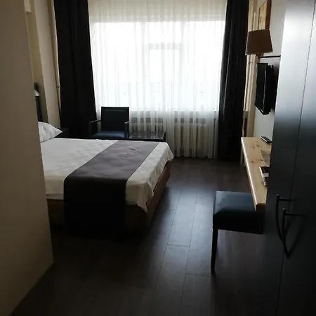 Simisso Hotel 3*