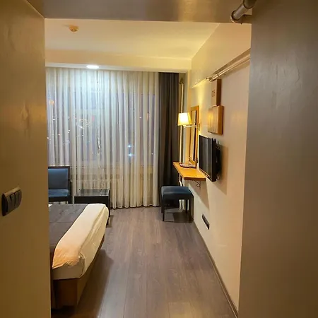 Simisso Szálloda 3*