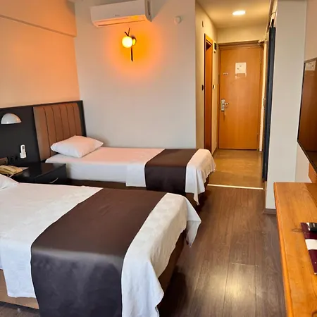 Simisso Hotel 3*